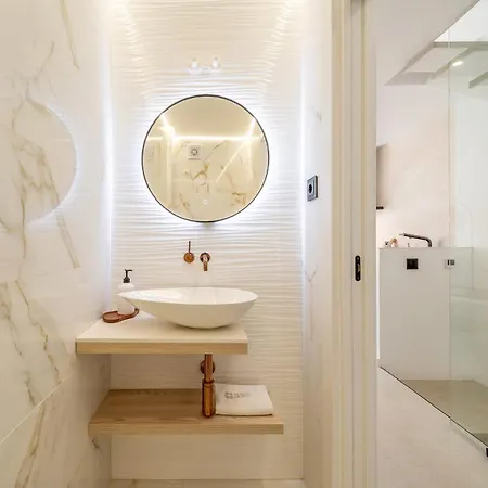 Guestready - Charming Duplex In Heart Of Alfama بيت ضيافة 4*