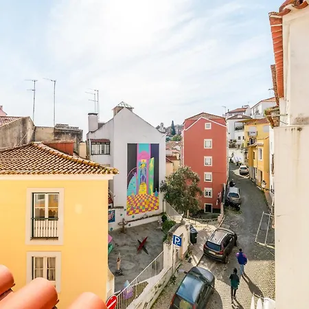 Guestready - Charming Duplex In Heart Of Alfama Penzion Lisboa